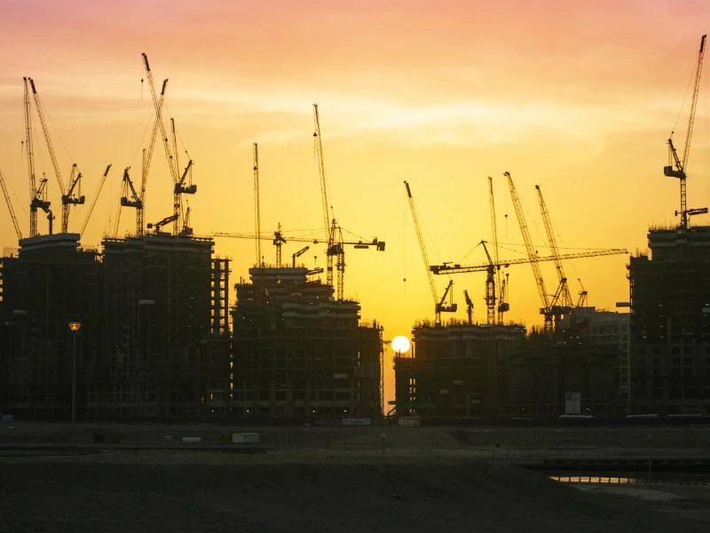 Crane construction in the Dubai